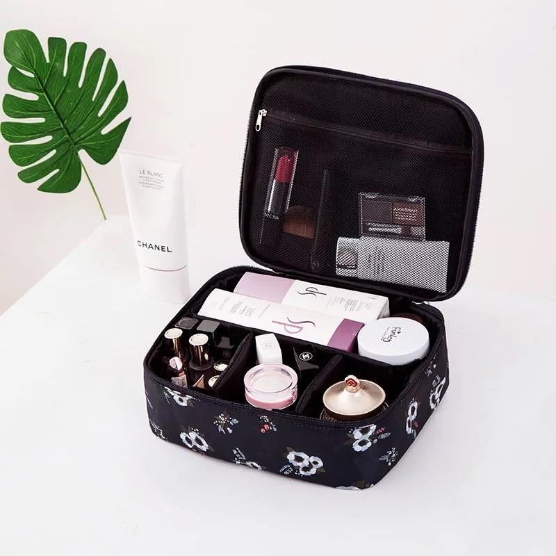 Cosmetic Organizer/Travel Case